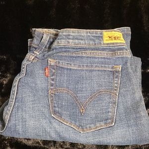 Levi jeans
